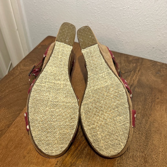 Toms Red Polka Dot Linen Wedge Sandals - Picture 2 of 4